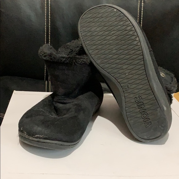 Women’s size 6 Vionic Orthoheel - Picture 2 of 2